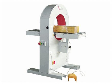 Poloautomatický horizontální ovinovací stroj BOX 300