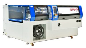 Automatický balicí stroj S-10022 – balení širokých produktů 1 Automatický balicí stroj S-10022 pro balení širokých produktů
