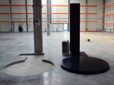 Ovíjecí stroj PP-983 před zapuštěním do podlahy