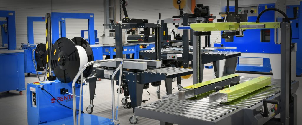Přišel čas automatizovat balení? 6 signálů, že ruční práce brzdí váš provoz 2 Předváděcí prostory páskovací a balicí techniky