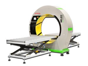 Horizontální ovinovací stroj s pneumaticky zvedacími dopravníky