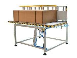 Sklápěcí dopravník pro balicí techniku